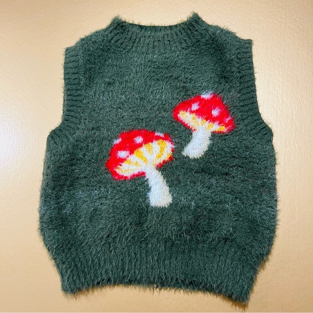 Forever 21 Green Fuzzy Mushroom Sweater XS